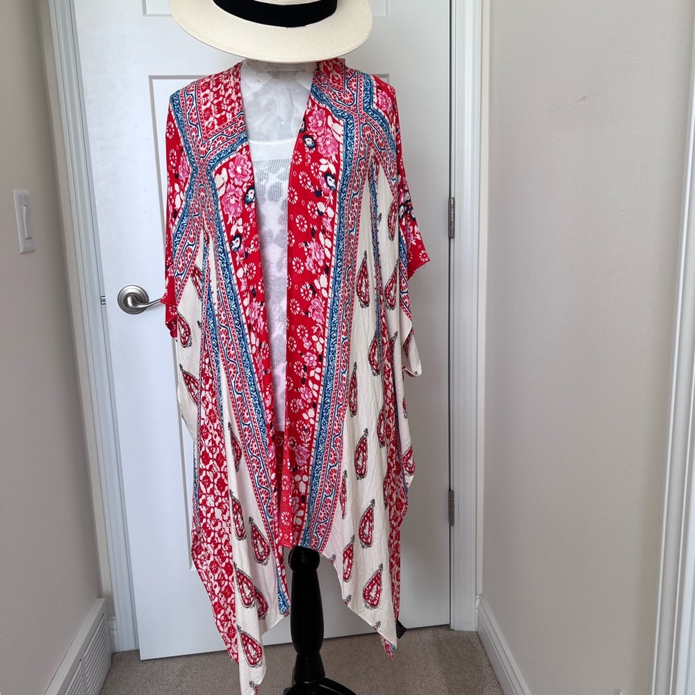 Angie Paisley/Floral Patterned Short Sleeve Open Duster NWT OS Red/White…